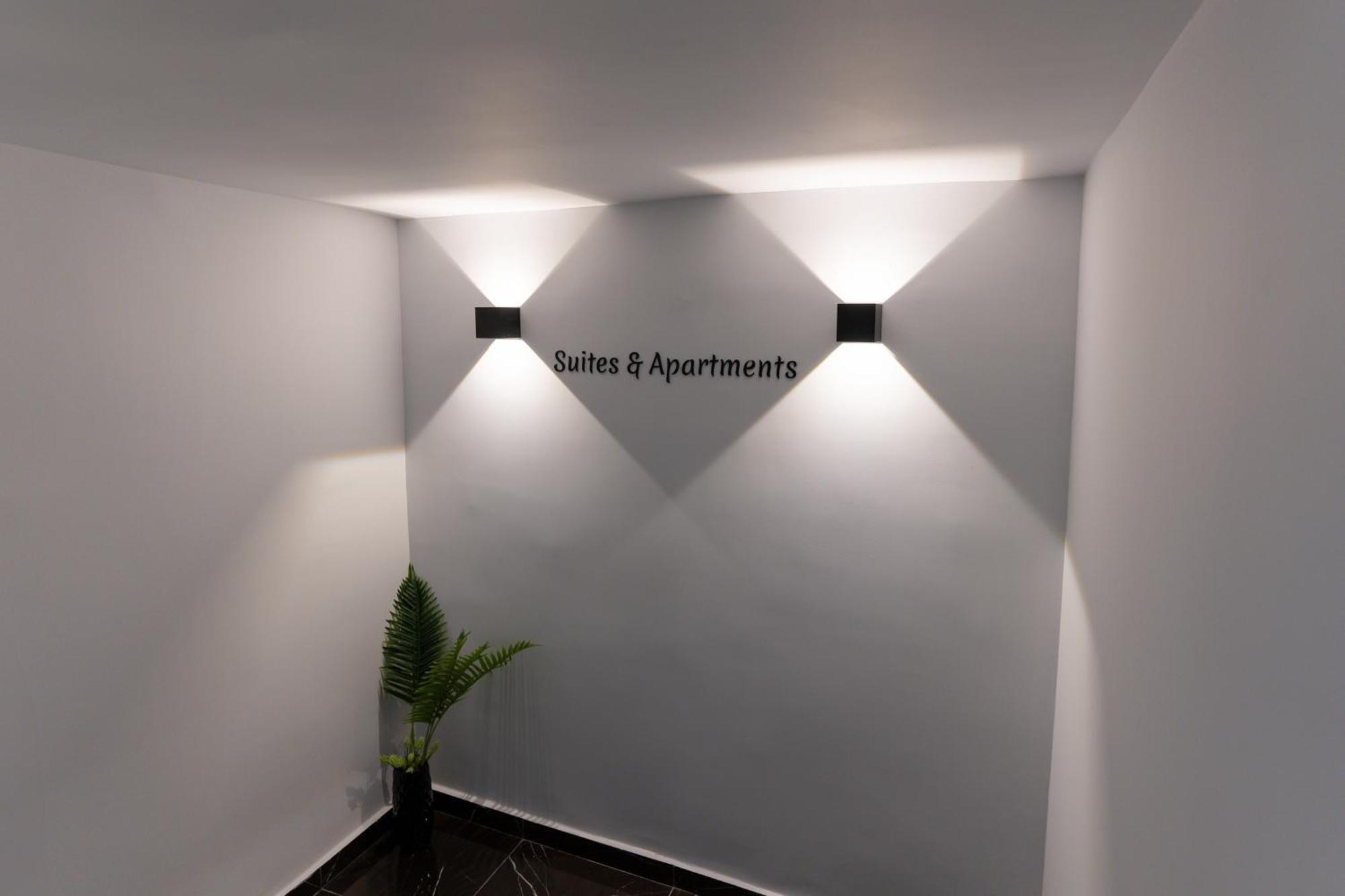 δ17 & Apartment *